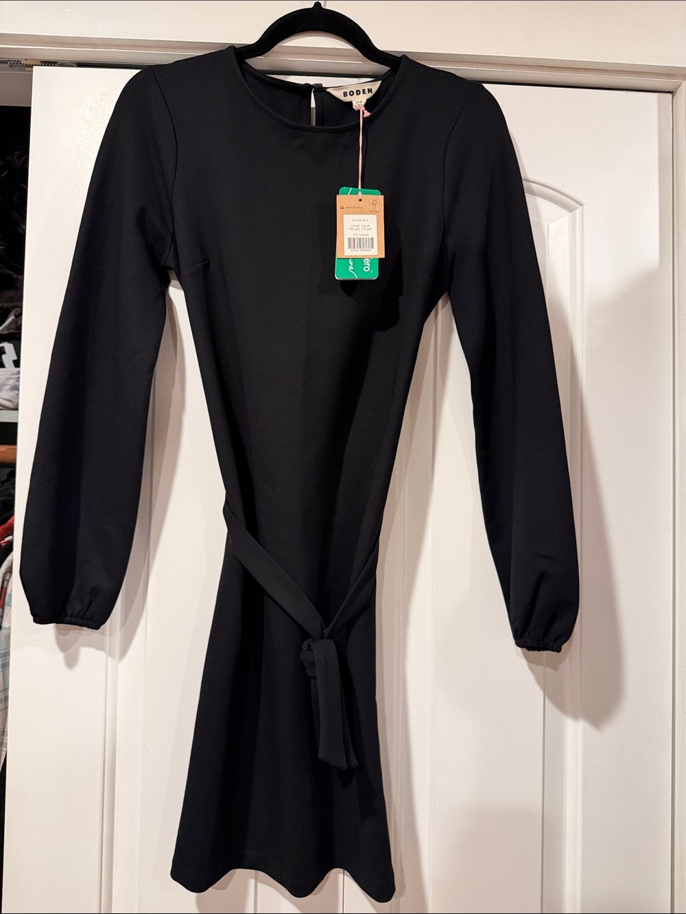 Boden Black Long-Sleeve Tie-Waist Dress with Crew Neck size 4 NWT